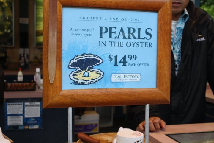 Buy a oyster to receive the pearl inside - San Diego SeaWorld.